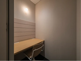 WEB会議に最適なROOM
