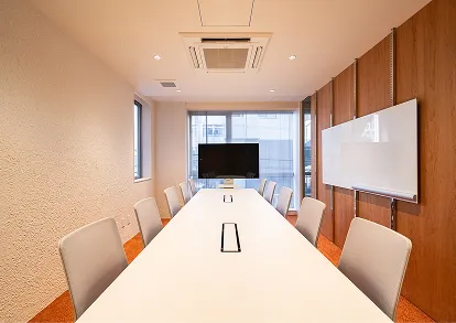 Meeting Room / Web Room 内観